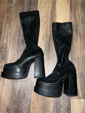 Steve Madden Cypress Black Knee High Boots